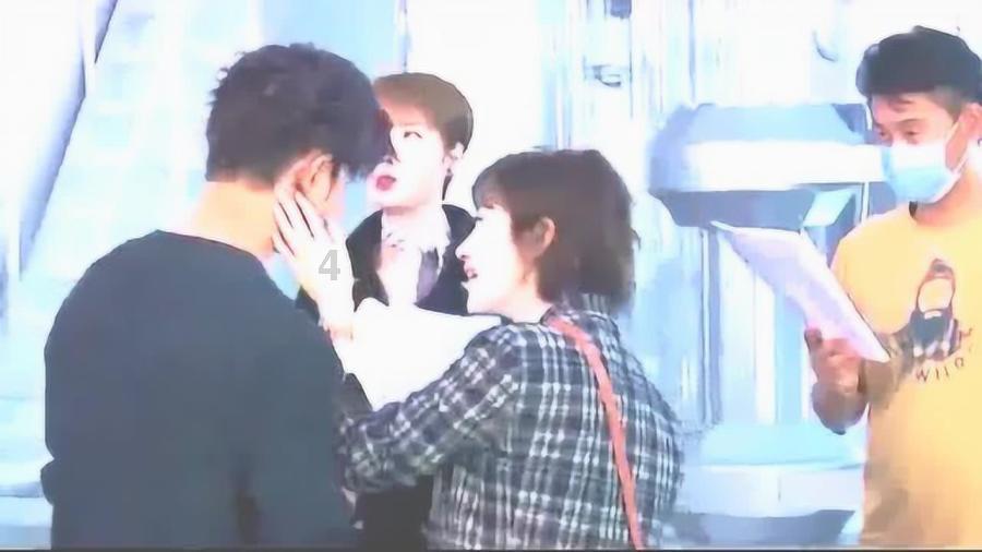 摇滚乐团的装扮